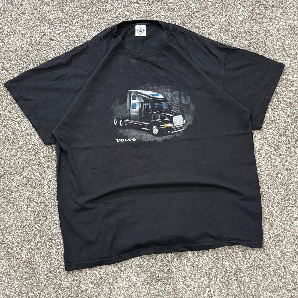 Vintage Volvo Semi Truck Graphic Tee Delta Mens XL Black‎ Y2K Trucker